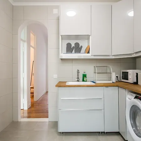 The Graceful Escape Lisboa